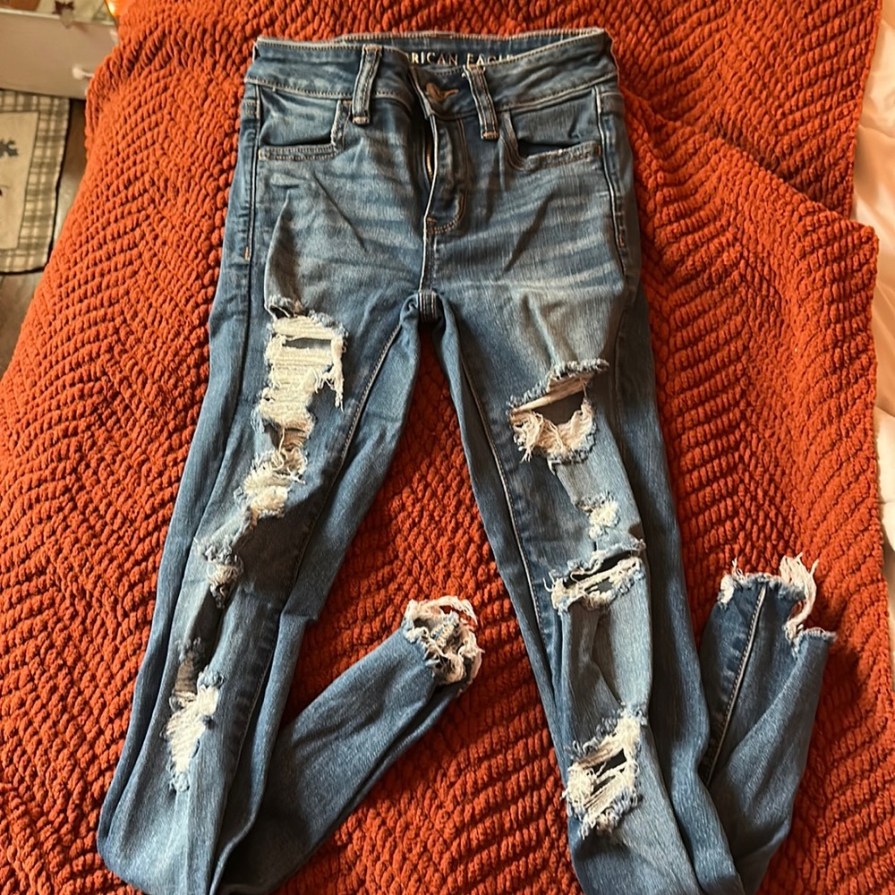 American Eagle, Size 000 short, ripped skinny jeans, NE(X)T level stretch